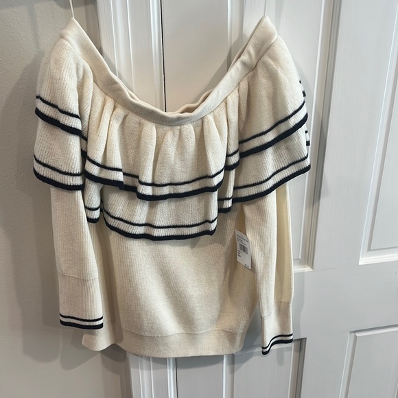 OFF THE SHOULDER NEVER BEEN WORN - Picture 1 of 4